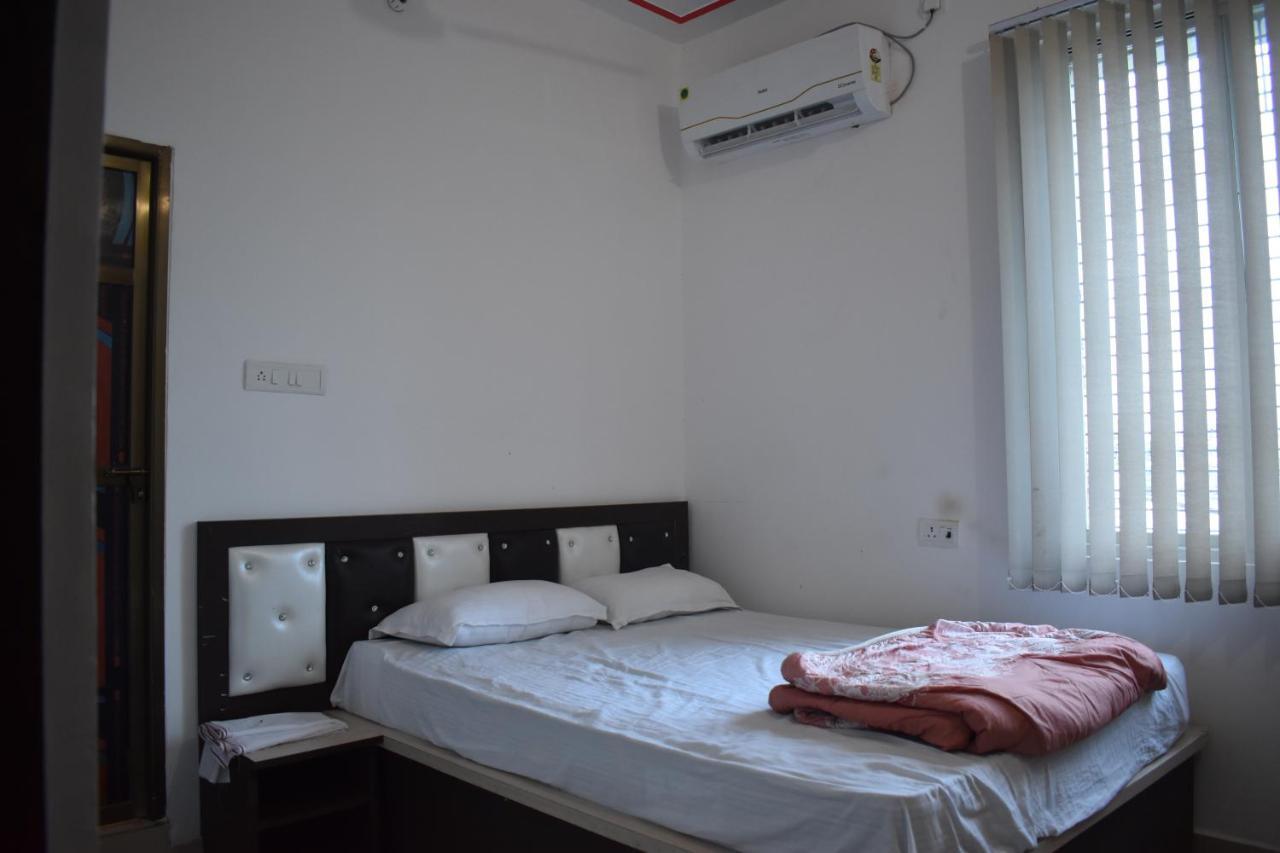 Hotel Vishal Buxar Exterior foto